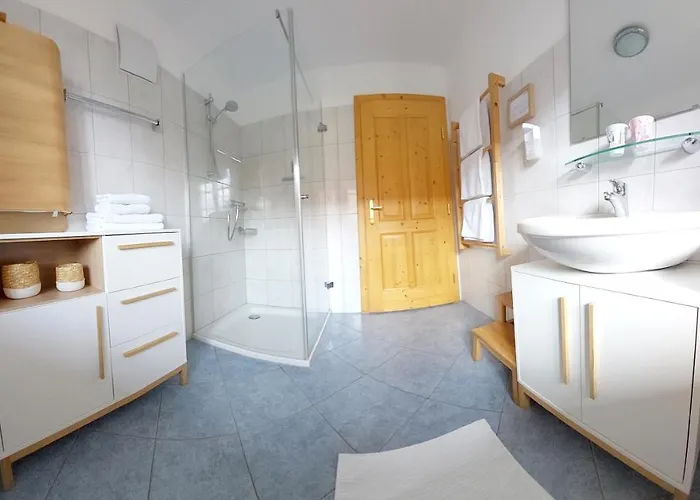 Weslhof Çiftlik konaklama Attersee